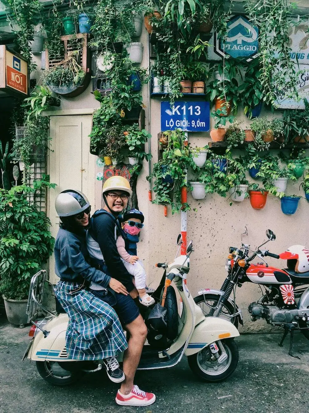 N&agrave;o m&igrave;nh c&ugrave;ng gh&eacute; qua Nối Caf&eacute; Đ&agrave; Nẵng để ho&agrave;i niệm những ng&agrave;y xưa cũ 9