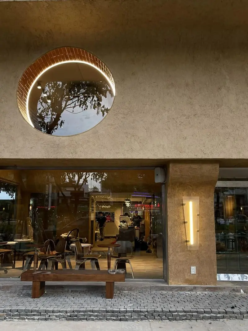P Coffee: Kh&ocirc;ng gian cafe sang trọng giữa l&ograve;ng Đ&agrave; Nẵng 4