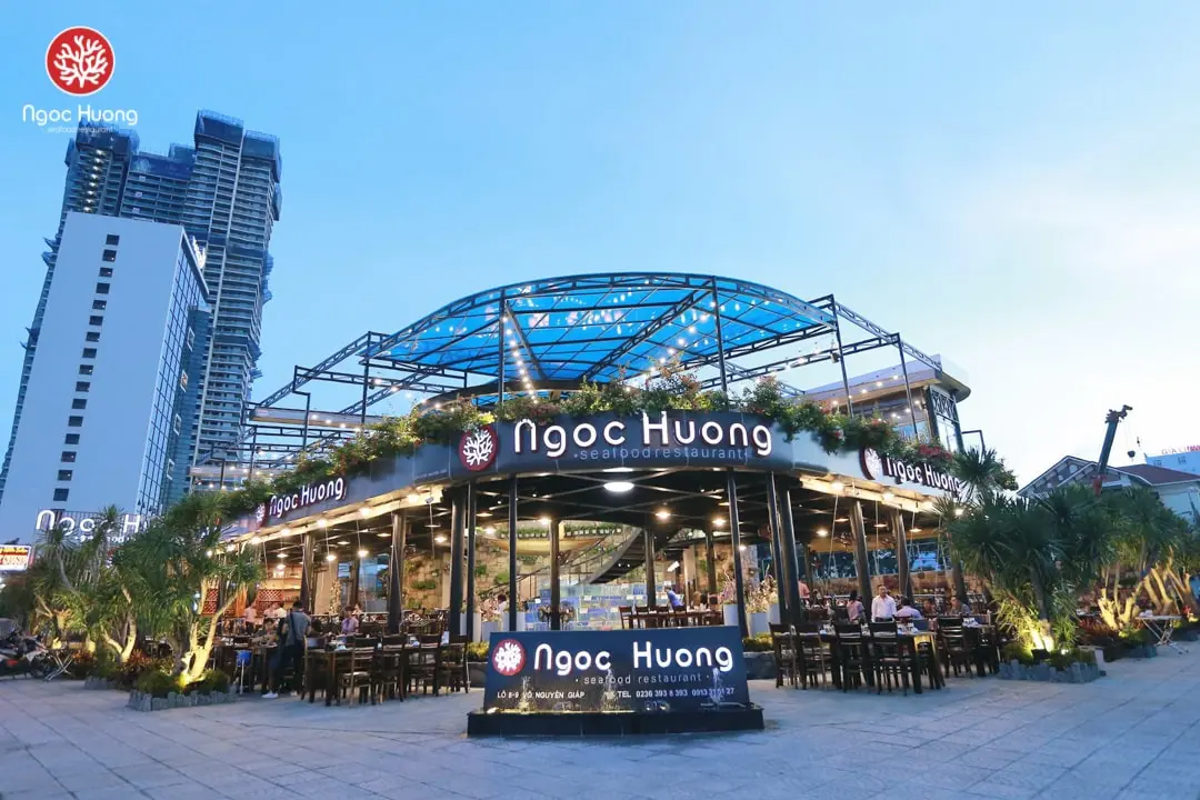 Tận hưởng ẩm thực miền biển với 10 qu&aacute;n hải sản tươi ngon Đ&agrave; Nẵng 8