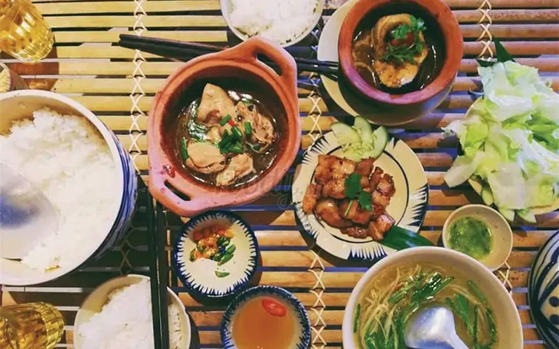 Top 15 nh&agrave; h&agrave;ng cơm ni&ecirc;u Đ&agrave; Nẵng ngon, chuẩn vị Việt 10