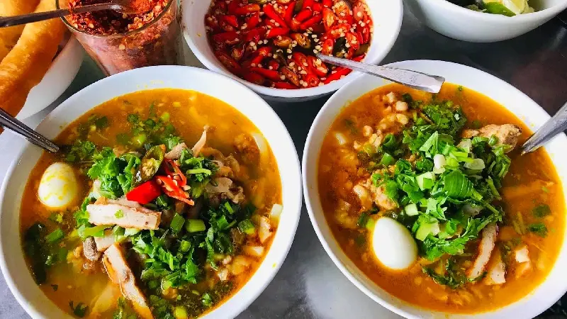 Top 15 quán ăn ngon Đà Nẵng “ăn một lần nhớ mãi” 8