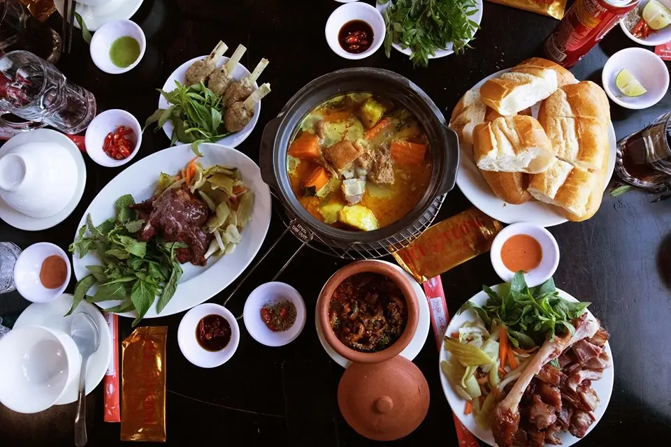 Top 5 qu&aacute;n đặc sản d&ecirc; N&uacute;i Đ&agrave; Nẵng bạn phải gh&eacute; một lần trong đời 6