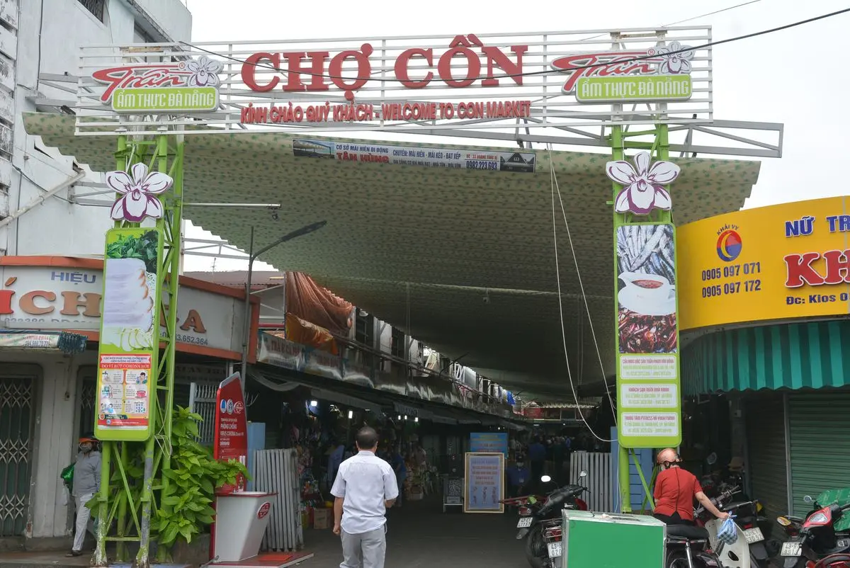 Top 6 khu chợ ăn đ&ecirc;m nổi tiếng tại Đ&agrave; Nẵng m&agrave; bạn kh&ocirc;ng n&ecirc;n bỏ qua 7