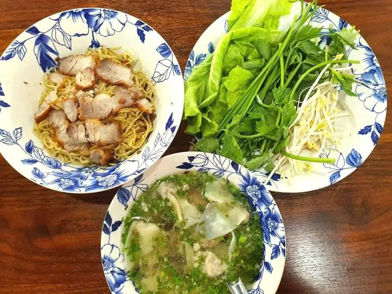 Top 9 qu&aacute;n hủ tiếu ngon tại Đ&agrave; Nẵng đ&atilde; ăn l&agrave; chỉ c&oacute; tấm tắc 5