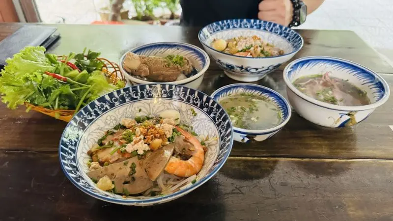 Top 9 qu&aacute;n hủ tiếu ngon tại Đ&agrave; Nẵng đ&atilde; ăn l&agrave; chỉ c&oacute; tấm tắc 2