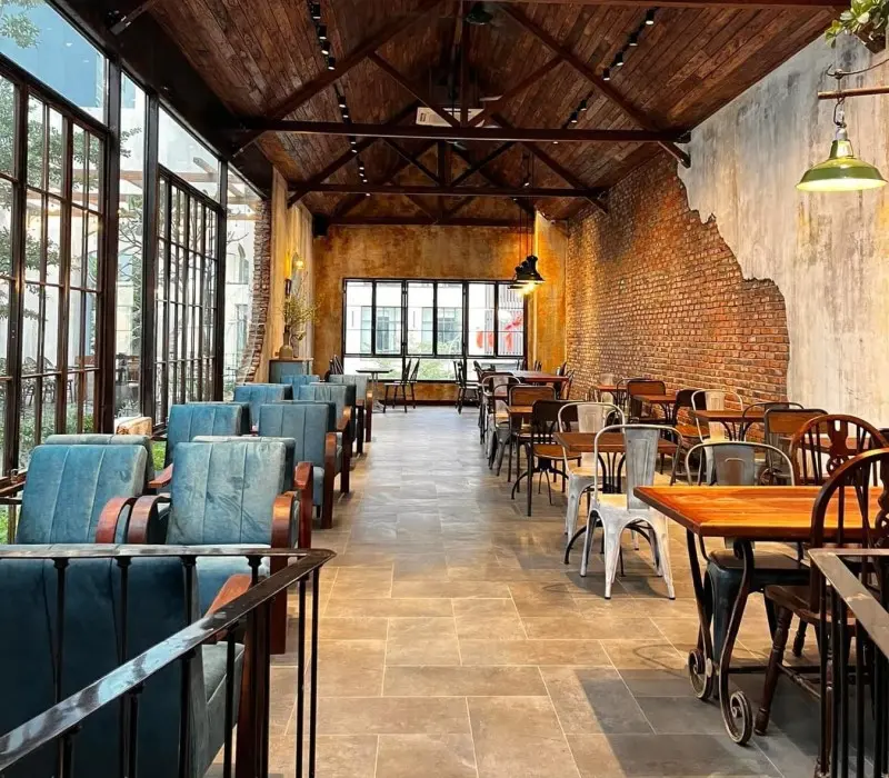 Gé Cafe Đà Nẵng: Tiệm cà phê xinh đẹp với tone màu nhã nhặn