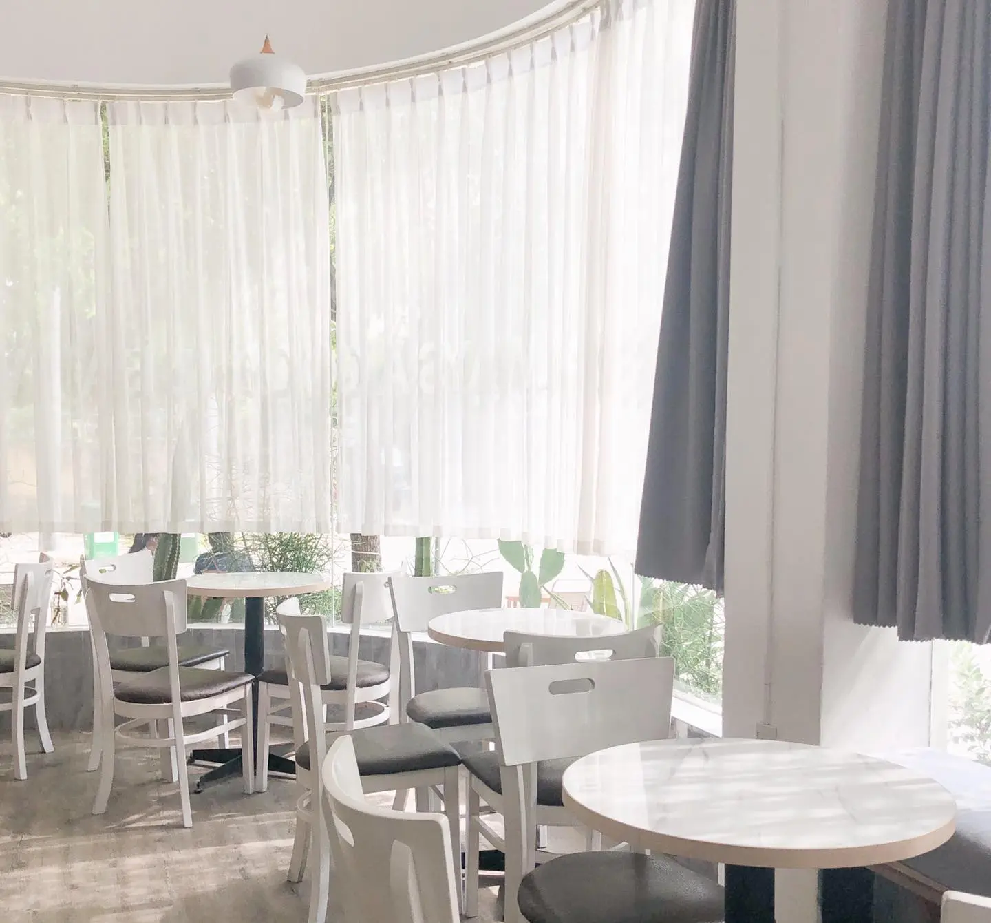 Hạ cánh KAKAO KAFE – Nơi ra đời những bộ ảnh đậm chất Hàn