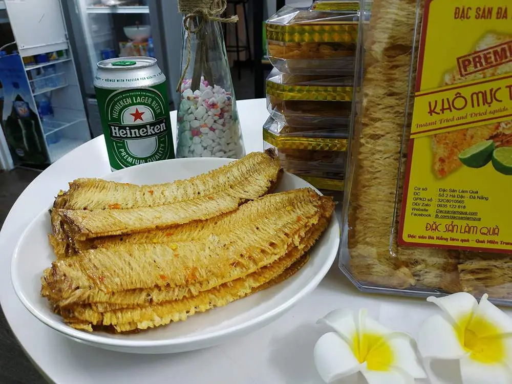 Kinh nghiệm mua đặc sản làm quà khi du lịch tại Đà Nẵng