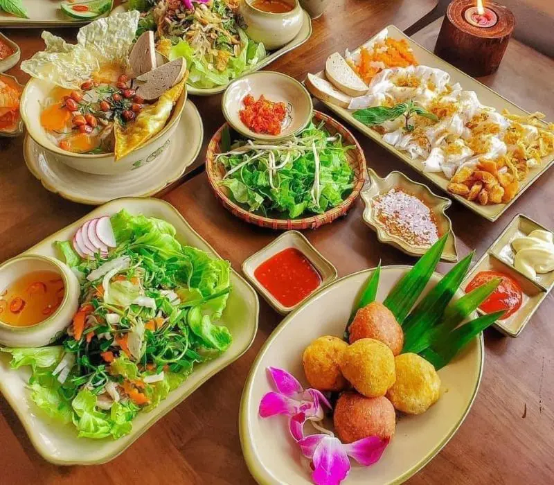 Top 10 quán chay Đà Nẵng nổi tiếng, giá rẻ, ăn là mê