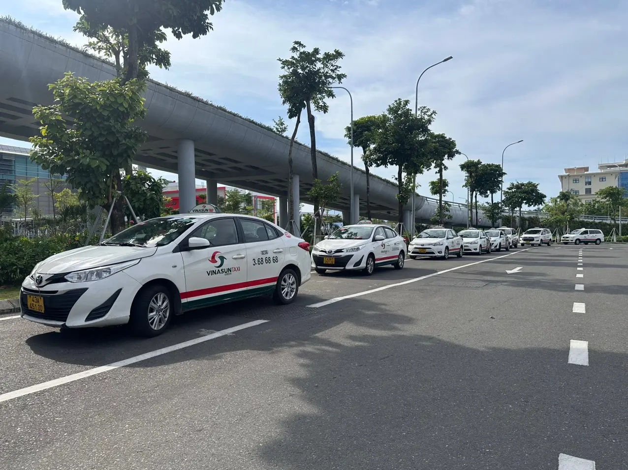 Top 9 h&atilde;ng taxi Đ&agrave; Nẵng uy t&iacute;n, chuy&ecirc;n nghiệp v&agrave; tận tậm nhất 5