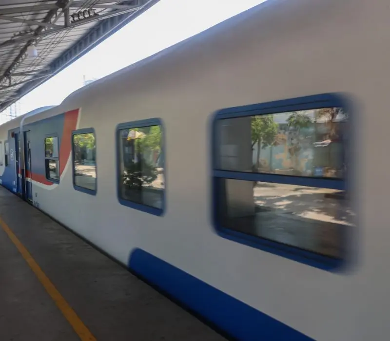 Trải nghiệm đoàn tàu chất lượng cao Sài Gòn - Đà Nẵng SE21/ SE22