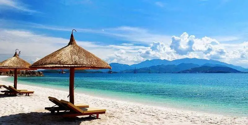 Biển Phạm Văn Đồng điểm hẹn xanh giữa l&ograve;ng Đ&agrave; Nẵng 3