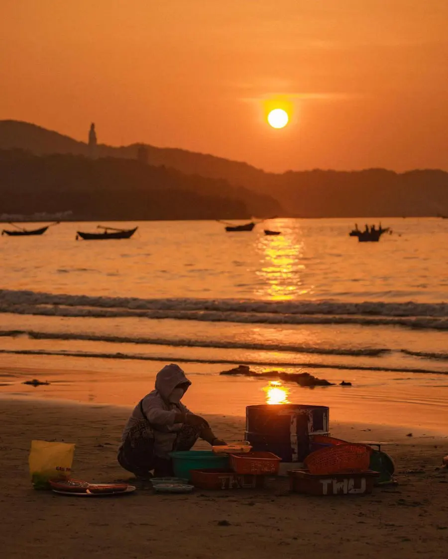 Dậy sớm Đ&oacute;n b&igrave;nh minh tr&ecirc;n biển M&acirc;n Th&aacute;i đẹp m&ecirc; ly 6