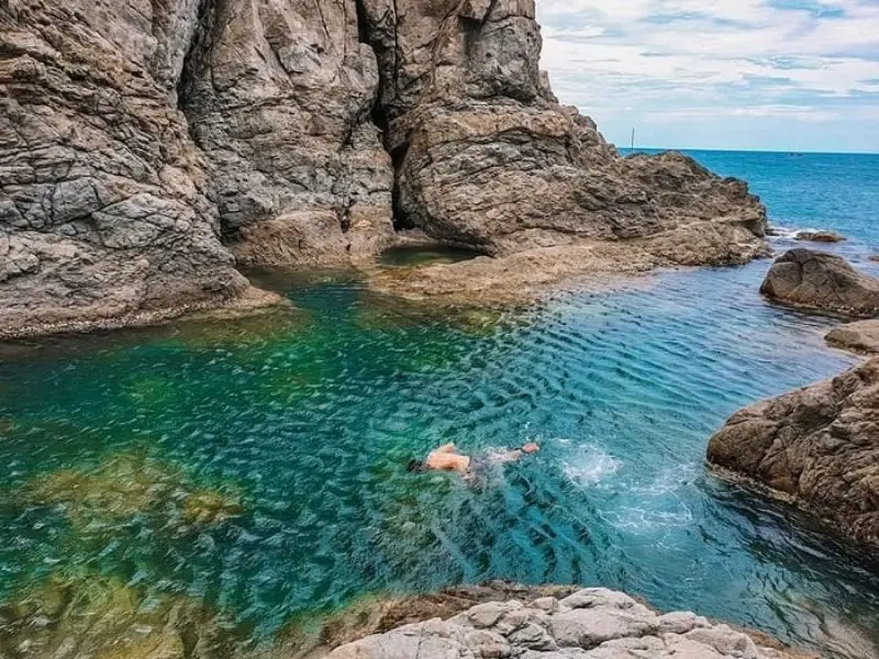 Mũi Ngh&ecirc;: Trải nghiệm trekking v&agrave; cắm trại giữa l&ograve;ng b&aacute;n đảo Sơn Tr&agrave; 3