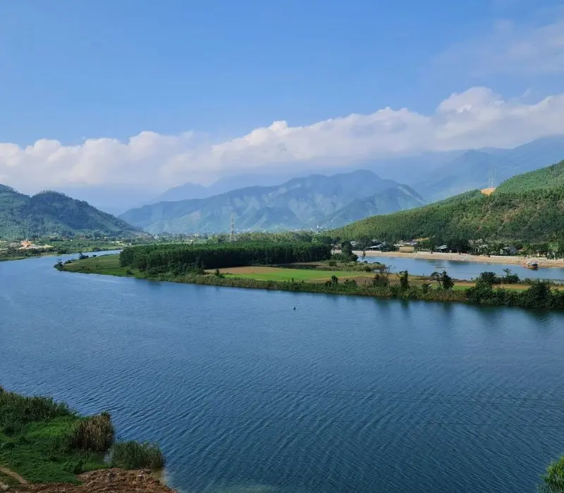 S&ocirc;ng Cu Đ&ecirc;, bức tranh sơn thủy hữu t&igrave;nh giữa l&ograve;ng Đ&agrave; Nẵng 2