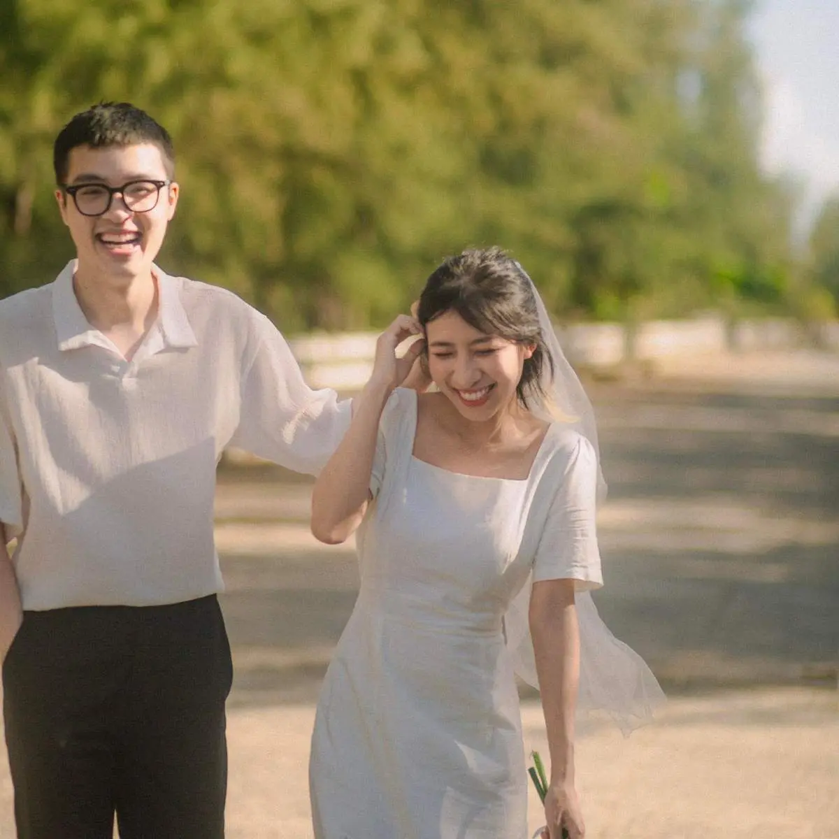 Về đ&acirc;y, m&igrave;nh c&ugrave;ng nhau l&agrave;m n&ecirc;n album t&igrave;nh y&ecirc;u tại con đường th&ocirc;ng Đ&agrave; Nẵng 8