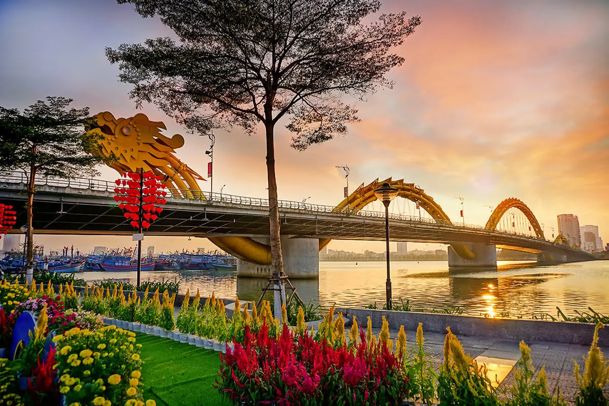 Lịch tr&igrave;nh kh&aacute;m ph&aacute; Đ&agrave; Nẵng tự t&uacute;c trong 1 ng&agrave;y v&ocirc; c&ugrave;ng th&uacute; vị 9
