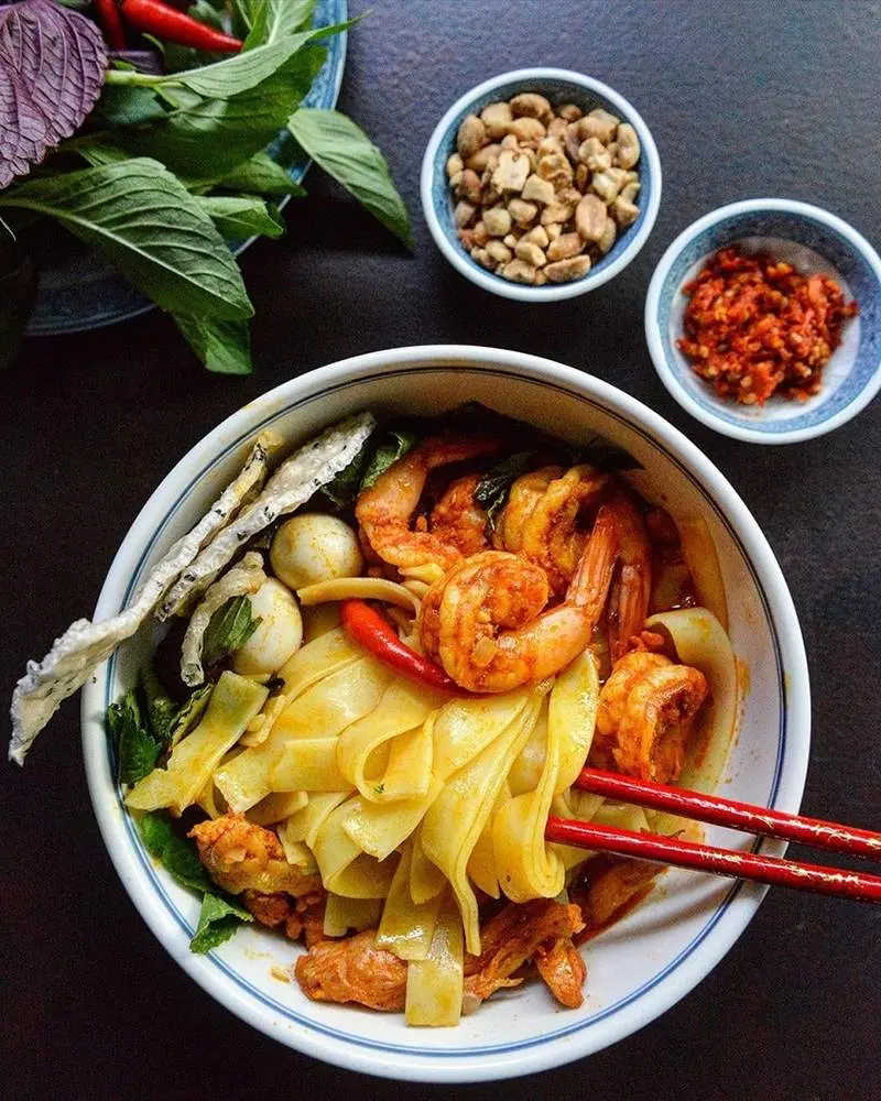 Lưu ngay lịch tr&igrave;nh kh&aacute;m ph&aacute; Đ&agrave; Nẵng về đ&ecirc;m si&ecirc;u th&uacute; vị th&ocirc;i bạn ơi 6