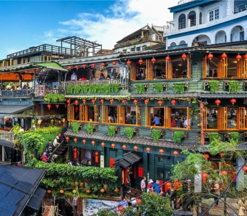 Có một Phố cổ Thập Phần lung linh ánh đèn trời