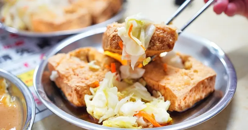 Chợ đ&ecirc;m Raohe trung t&acirc;m văn h&oacute;a v&agrave; hương vị của Đ&agrave;i Bắc 5