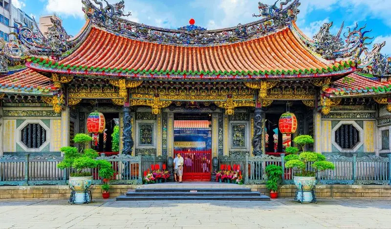 C&oacute; một Phố cổ Thập Phần lung linh &aacute;nh đ&egrave;n trời 10
