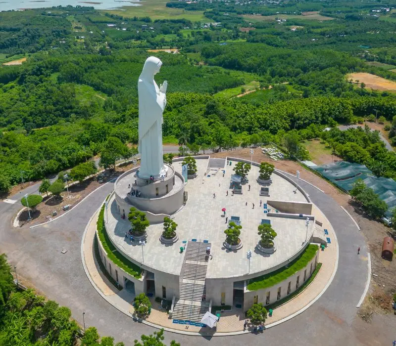 H&agrave;nh hương Đức Mẹ N&uacute;i C&uacute;i, điểm đến t&acirc;m linh ngay tại Đồng Nai 7