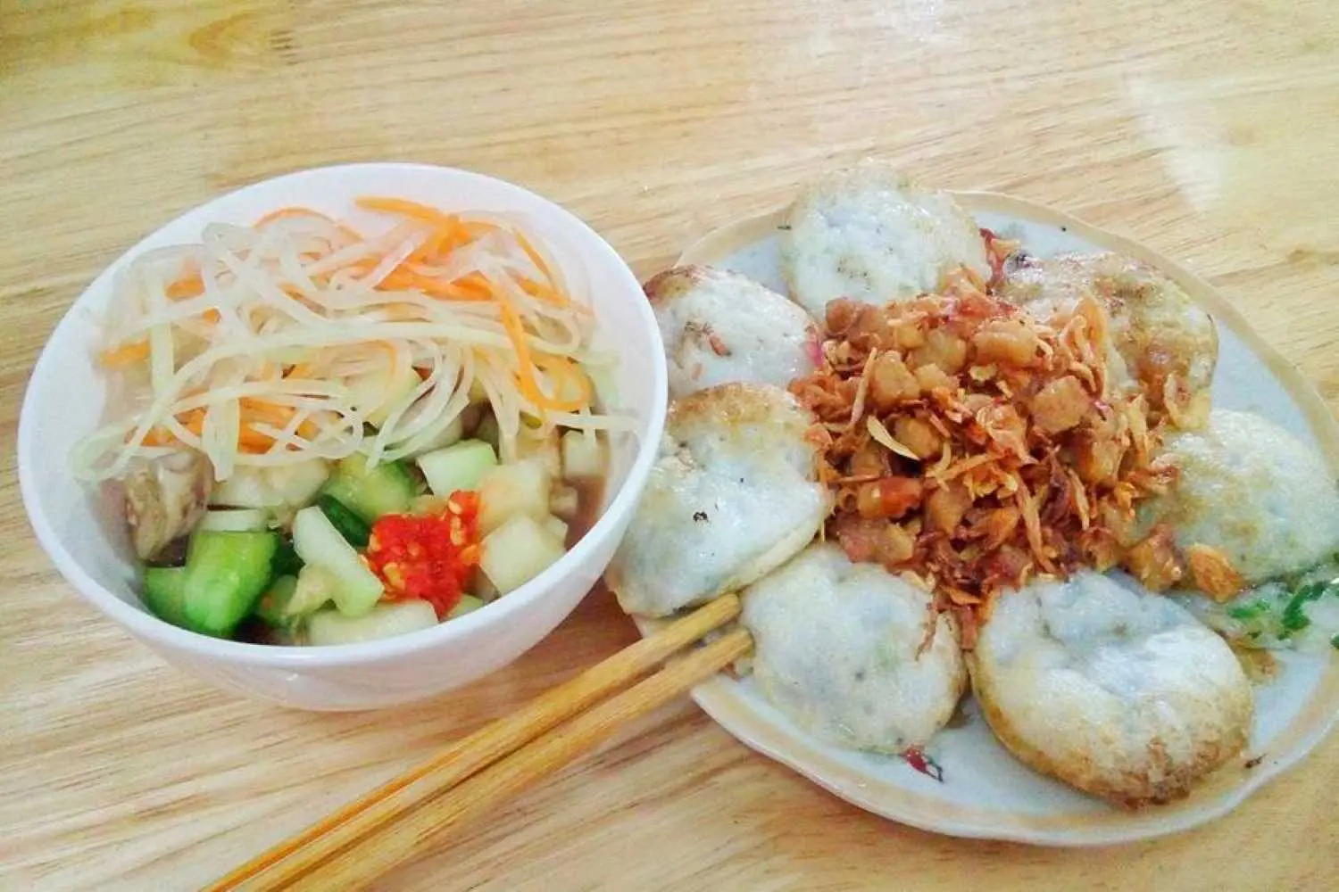 B&aacute;nh khọt mắm c&agrave;, đặc sản nhất định phải thử v&agrave;o ng&agrave;y mưa ở phố n&uacute;i 6