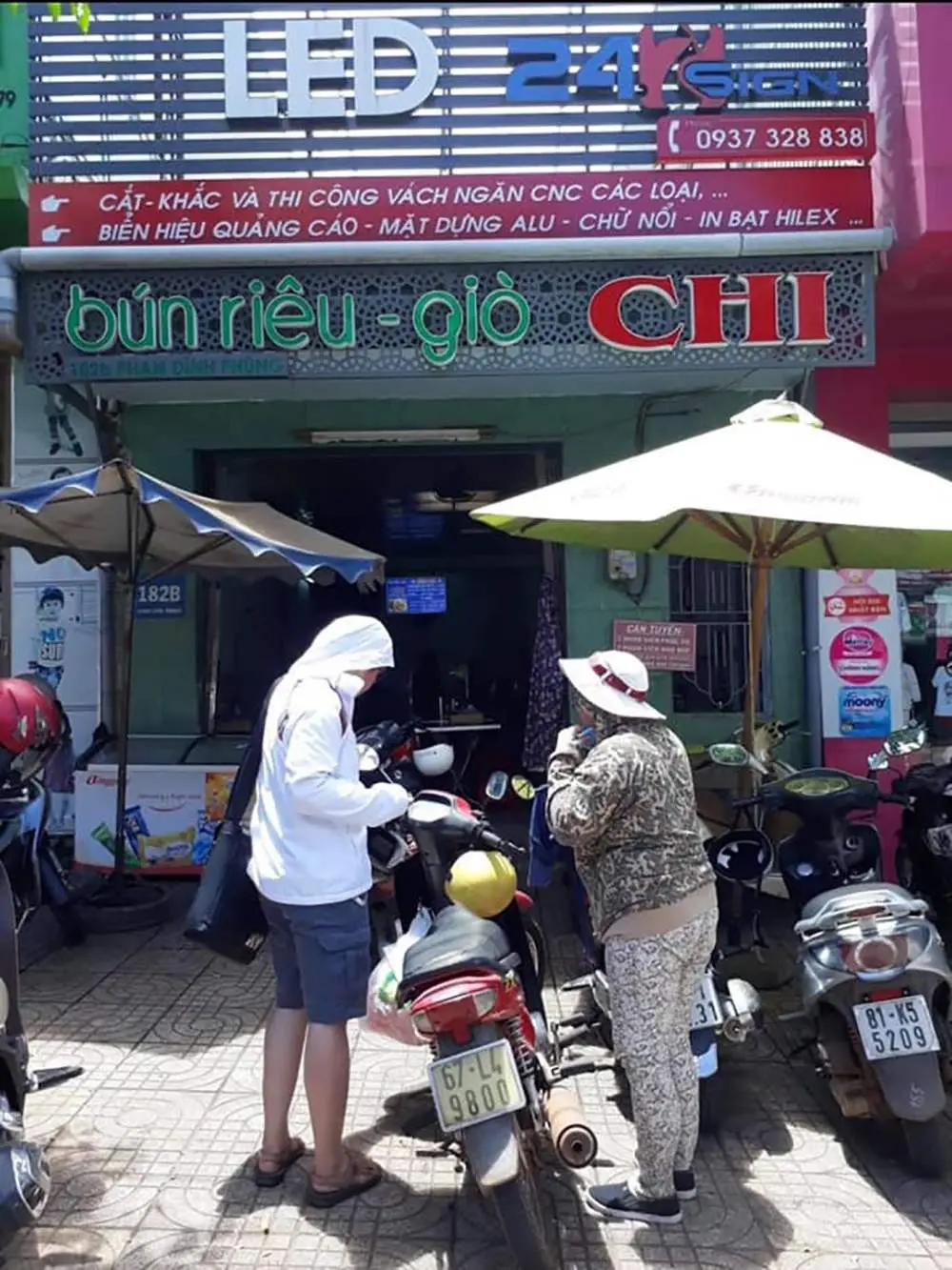 B&uacute;n ri&ecirc;u gi&ograve; Chi, qu&aacute;n ăn l&acirc;u đời nổi tiếng tại Pleiku 4