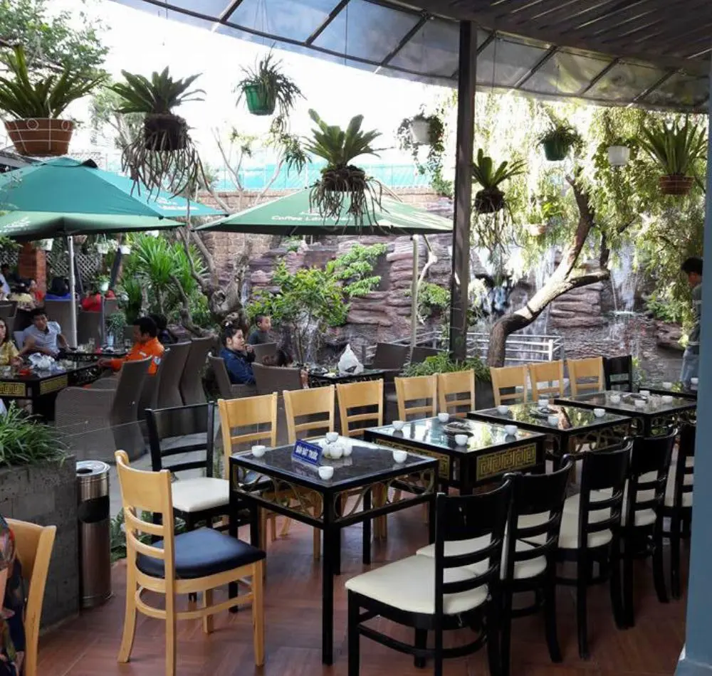 L&acirc;m Vi&ecirc;n Coffee Garden, qu&aacute;n c&agrave; ph&ecirc; kh&ocirc;ng gian xanh tại phố n&uacute;i 4