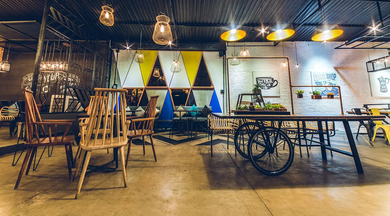 The Corner House Coffee, kh&aacute;m ph&aacute; thi&ecirc;n đường sống ảo đẹp m&ecirc; ly 4
