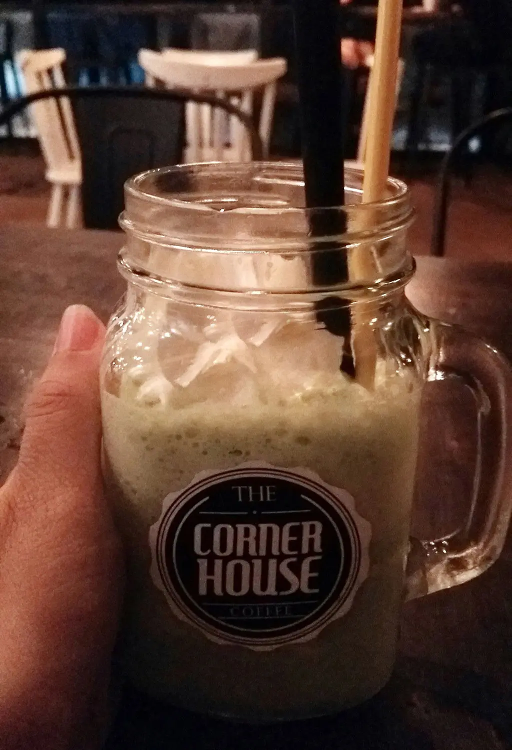 The Corner House Coffee, kh&aacute;m ph&aacute; thi&ecirc;n đường sống ảo đẹp m&ecirc; ly 9