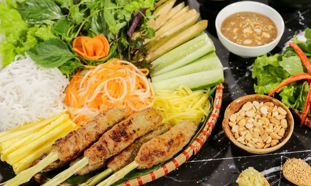 Thưởng thức B&aacute;nh x&egrave;o B&agrave; Ba thơm ngon nức tiếng giữa l&ograve;ng phố n&uacute;i 5
