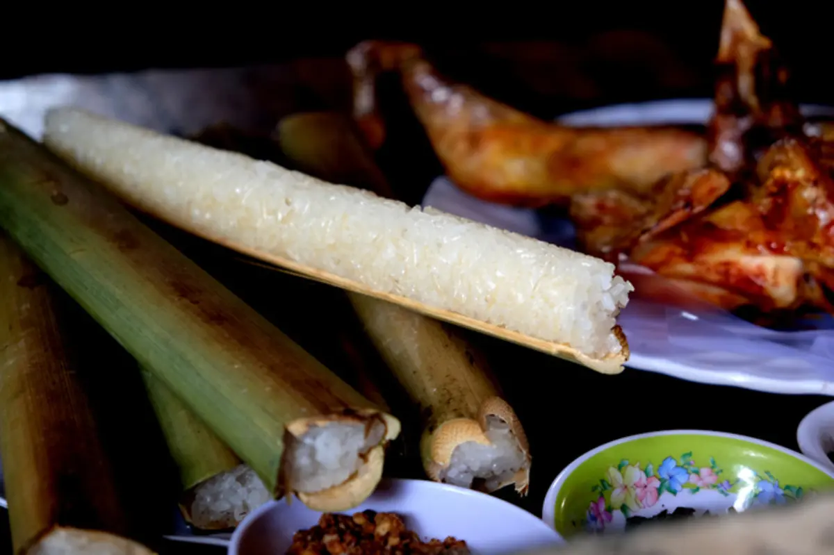 Thưởng thức qu&aacute;n cơm lam g&agrave; nướng Bazan nức tiếng tại Gia Lai 5