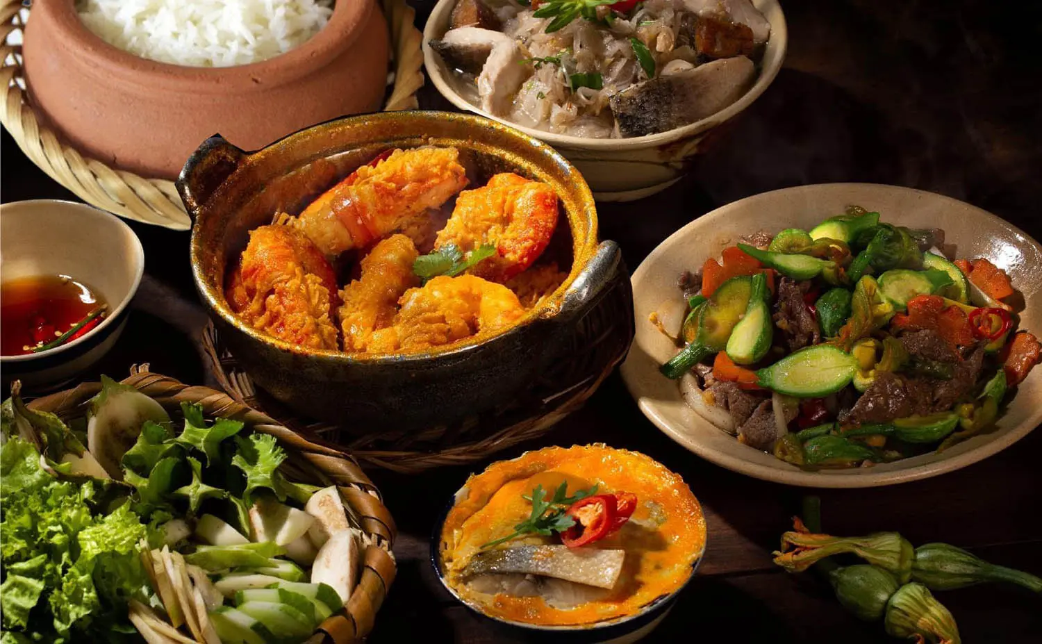 Top qu&aacute;n đặc sản Gia Lai được đ&ocirc;ng đảo giới trẻ săn đ&oacute;n 3