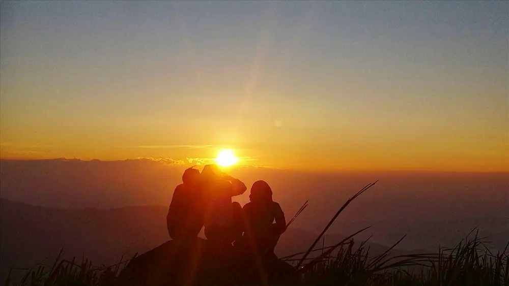 H&agrave;nh tr&igrave;nh 2N1Đ trekking đỉnh Chư N&acirc;m săn biển m&acirc;y tuyệt mỹ chốn Gia Lai 6