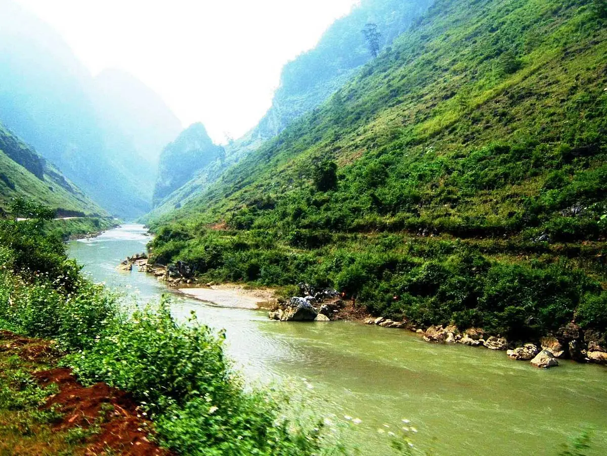 Bức tranh đẹp nơi v&ugrave;ng bi&ecirc;n B&aacute;t Đại Sơn - Quản Bạ 5