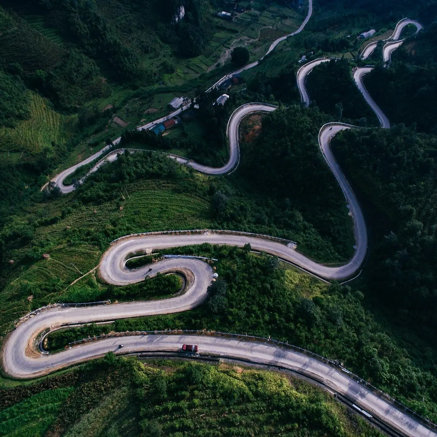 Con đường hạnh ph&uacute;c H&agrave; Giang &ndash; Cung đường huyền thoại nhất thế kỷ 20 2