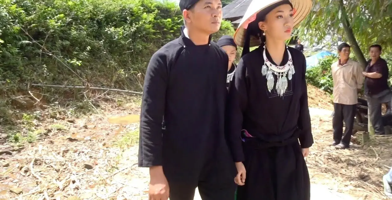 Kh&aacute;m ph&aacute; đời sống của người La Ch&iacute; ở Ho&agrave;ng Su Ph&igrave; - H&agrave; Giang 6