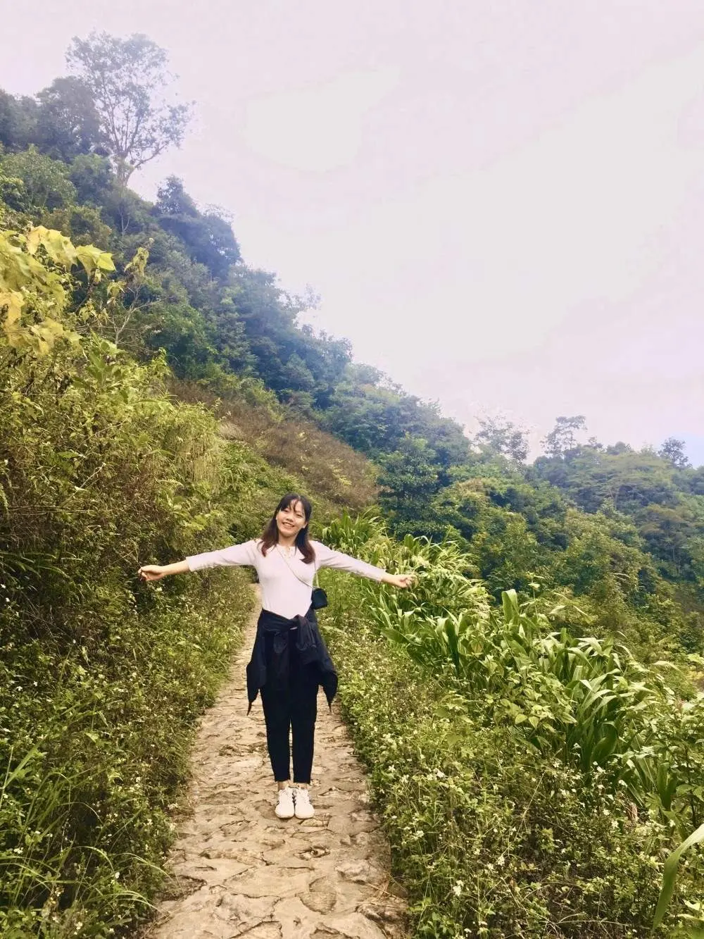 Kh&aacute;m ph&aacute; động L&ugrave;ng Kh&uacute;y mu&ocirc;n m&agrave;u mu&ocirc;n vẻ - Đệ nhất động H&agrave; Giang 4