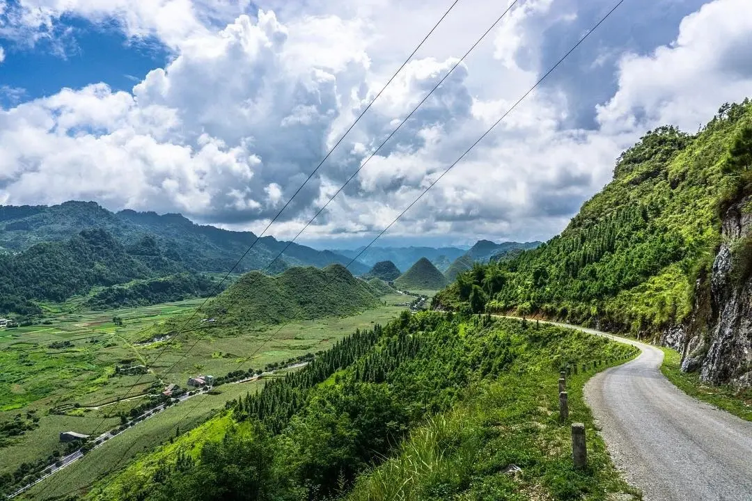 Kh&aacute;m ph&aacute; động L&ugrave;ng Kh&uacute;y mu&ocirc;n m&agrave;u mu&ocirc;n vẻ - Đệ nhất động H&agrave; Giang 3