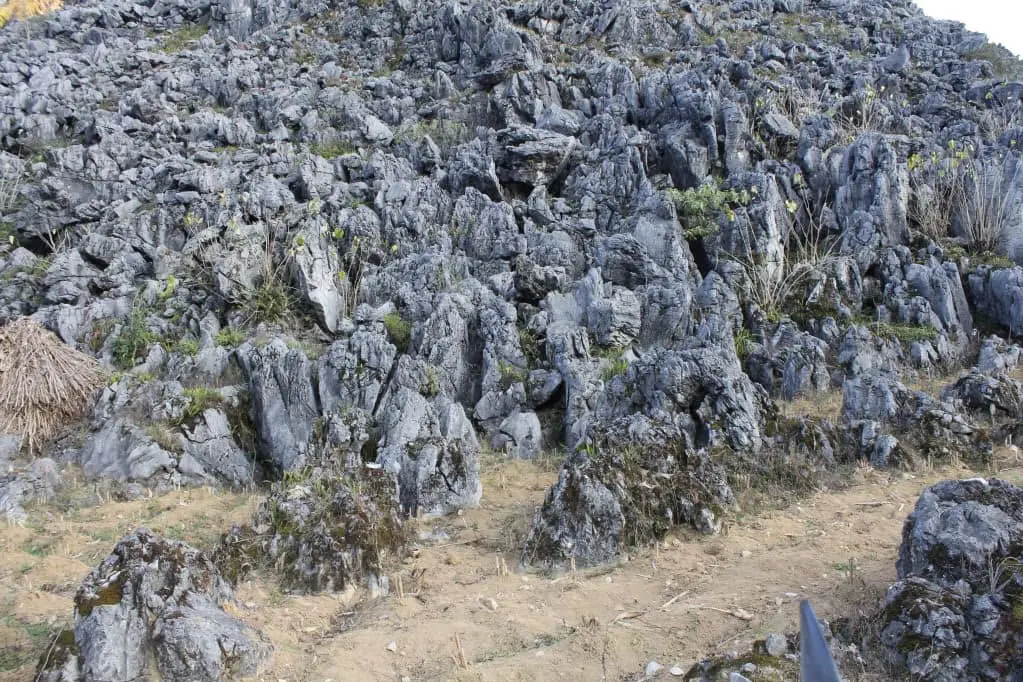 Kh&aacute;m ph&aacute; tuyệt t&aacute;c thi&ecirc;n nhi&ecirc;n M&ecirc; Cung Đ&aacute; H&agrave; Giang 2