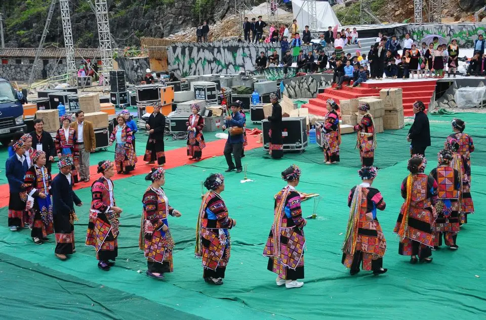 Kh&aacute;m ph&aacute; tuyệt t&aacute;c thi&ecirc;n nhi&ecirc;n M&ecirc; Cung Đ&aacute; H&agrave; Giang 5