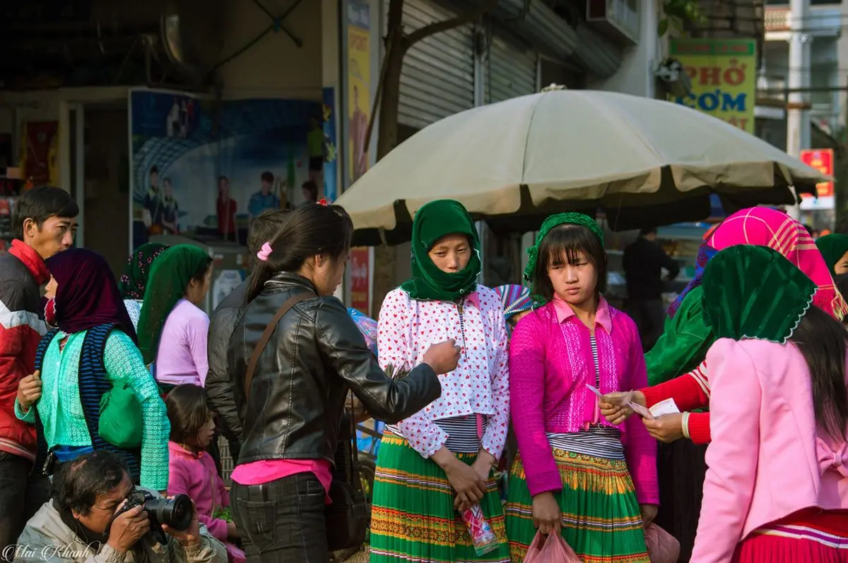 Mộc mạc Chợ phi&ecirc;n M&egrave;o Vạc nơi cao nguy&ecirc;n đ&aacute; Đồng Văn 3