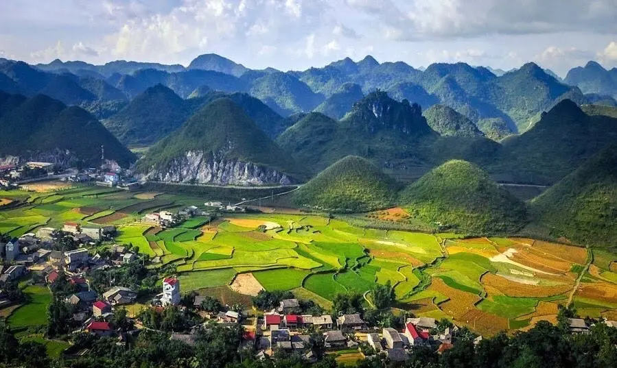 N&uacute;i Đ&ocirc;i Quản Bạ - Chi&ecirc;m ngưỡng t&ograve;a thi&ecirc;n nhi&ecirc;n quyến rũ nơi địa đầu Tổ Quốc 7