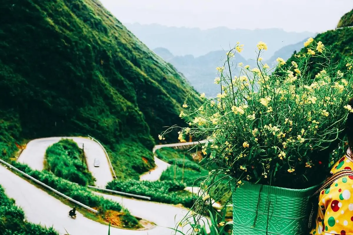Phượt dốc Thẩm M&atilde; - H&agrave;nh tr&igrave;nh chinh phục cung đường huyền thoại v&ugrave;ng bi&ecirc;n viễn 5