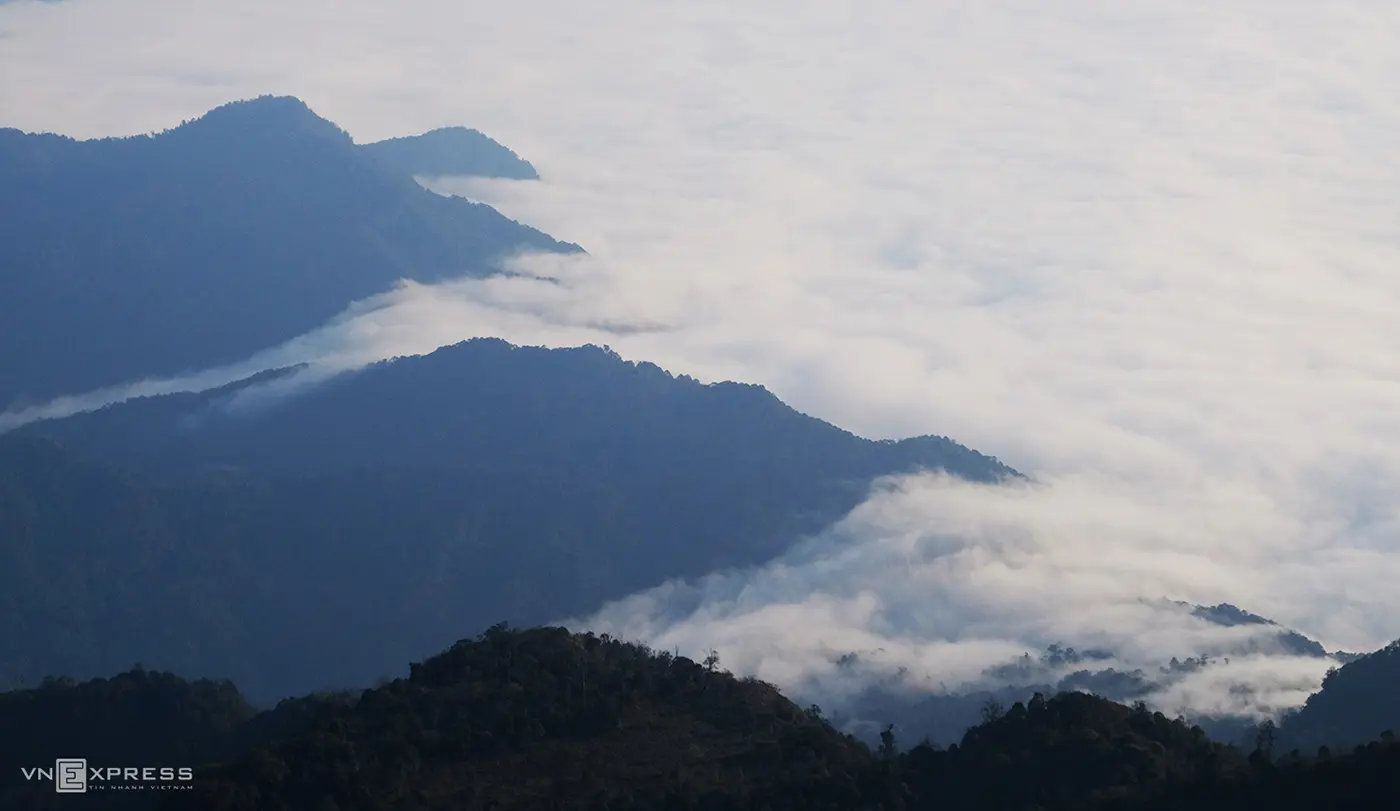 Săn m&acirc;y ở n&uacute;i Ch&iacute;n Tầng Thang - Trải nghiệm đ&aacute;ng nhớ nơi bi&ecirc;n viễn 7