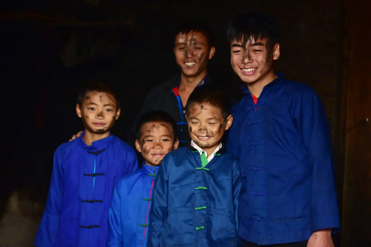 T&igrave;m hiểu về người Ph&ugrave; L&aacute; ở Ho&agrave;ng Su Ph&igrave; - H&agrave; Giang 5