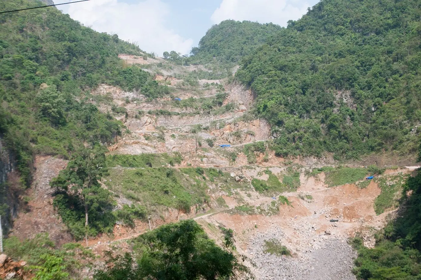 Trekking T&acirc;y C&ocirc;n Lĩnh - H&agrave;nh tr&igrave;nh tận hưởng cảm gi&aacute;c l&agrave;m chủ đất trời 9