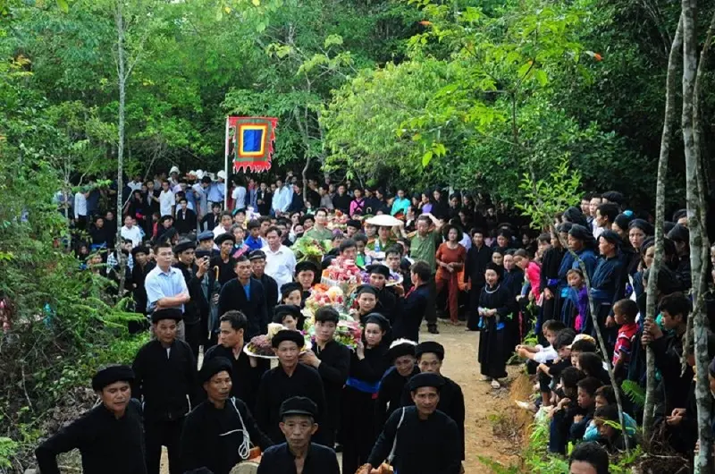 Đền thờ Gia Long - Hà Giang - Nơi linh thiêng của người La Chí