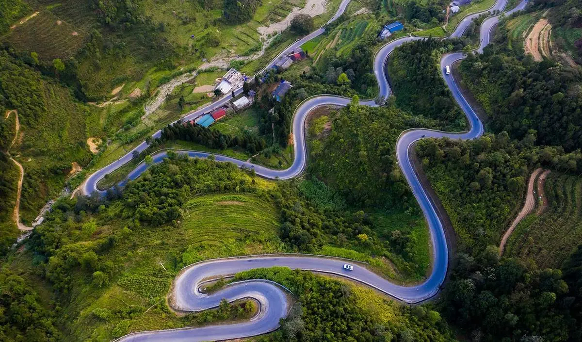 Dốc Bắc Sum - Hà Giang: Hùng vĩ con đường dẫn đến cổng trời